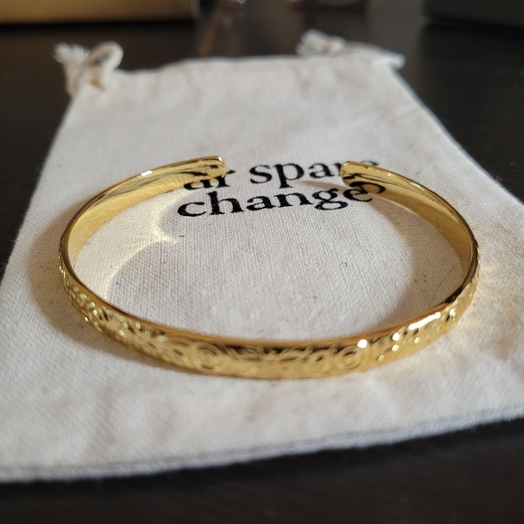 Our Spare Change Jewelry - Gold Etched Floral Bracelet 18k Gold Plated